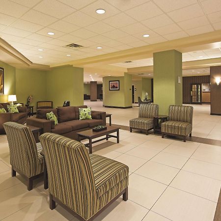 La Quinta By Wyndham Salisbury Hotel Bagian luar foto